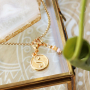 Gestalten Sie stilvollen Schmuck mit Yin-Yang-Anh&auml;ngern und Smiley-Perlen