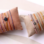 Schlichte Armb&auml;nder mit kleinen Rocailles-Perlen designen