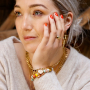 Get inspired: Aussagekr&auml;ftiger Schmuck im Stile &bdquo;Spirited Comfort&ldquo; liegt diesen Herbst/Winter voll im Trend.