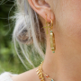 Get inspired: Aussagekr&auml;ftiger Schmuck im Stile &bdquo;Spirited Comfort&ldquo; liegt diesen Herbst/Winter voll im Trend.