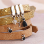 Entwerfen Sie eine trendige Armbandkollektion mit Cuoio-Schiebeelementen und -Cabochons