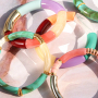Entwerfen Sie mit Acrylperlen Tubs eine trendige Armbandkollektion 