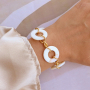 Sommerschmuck! Werden Sie kreativ mit Perlmutt-Perlen und Anh&auml;ngern. 