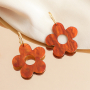 Statement-Ohrringe mit Anh&auml;nger aus Resin designen