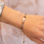 So entwerfen Sie eine Armbandkollektion mit Glasperlen