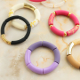 Mit Acrylperlen Tubes Armb&auml;nder designen 