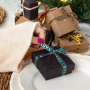 Festlichen Schmuck magisch verpacken