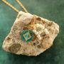 Mix & Match Acrylperlen mit goldenen Akzenten